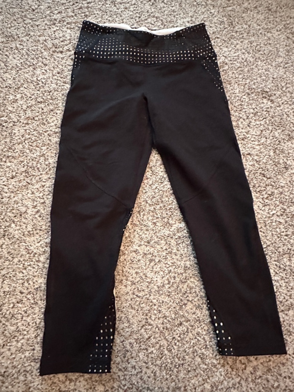 Victoria's Secret Black & White VSX Sport Capri